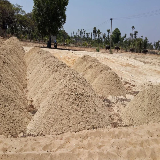 golf-course-silica-sand-2.webp