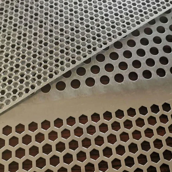 powder-coated-ss-perforated-sheet-2.webp