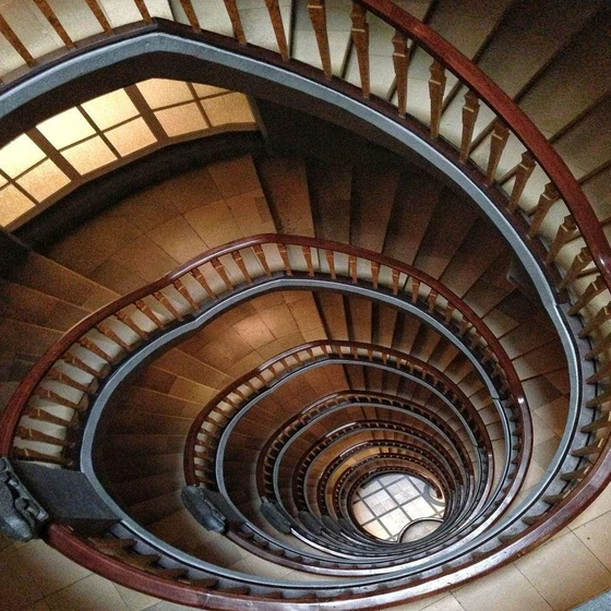 spiral-stair-case-2.webp