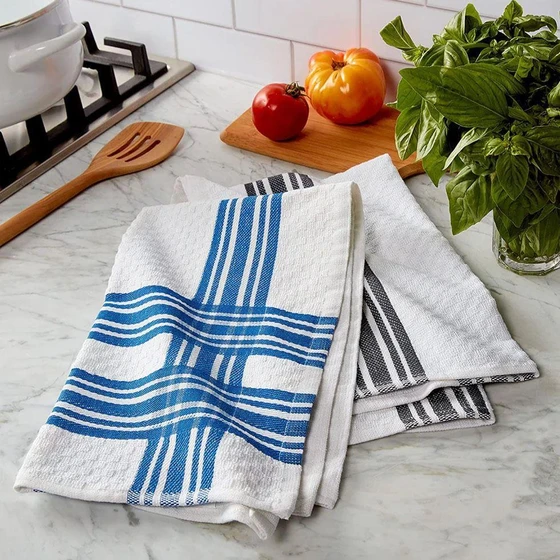 blue-kitchen-linen-set-2.webp