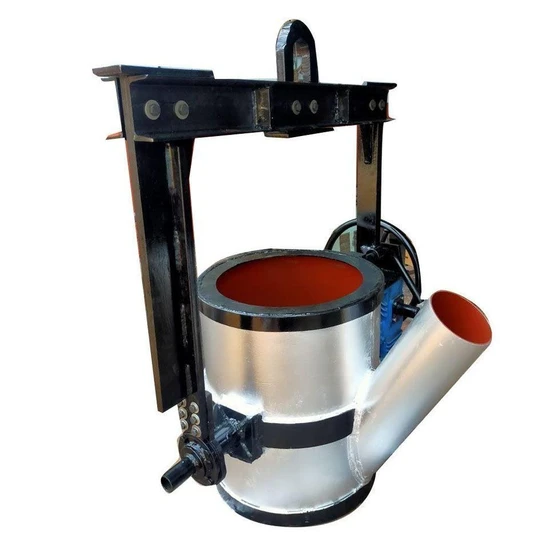 tea-spout-ladle-2.webp
