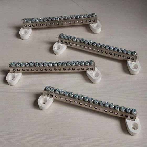 brass-din-rail-base-2.webp