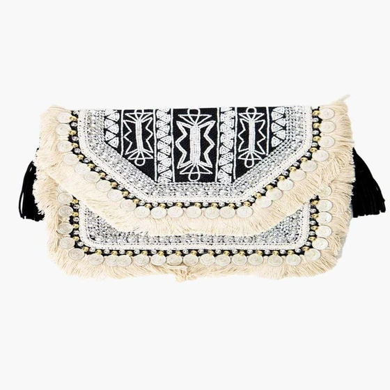 boho-beaded-coin-bags-2.webp