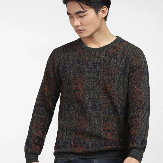 knitted-men-t-shirt-2.webp