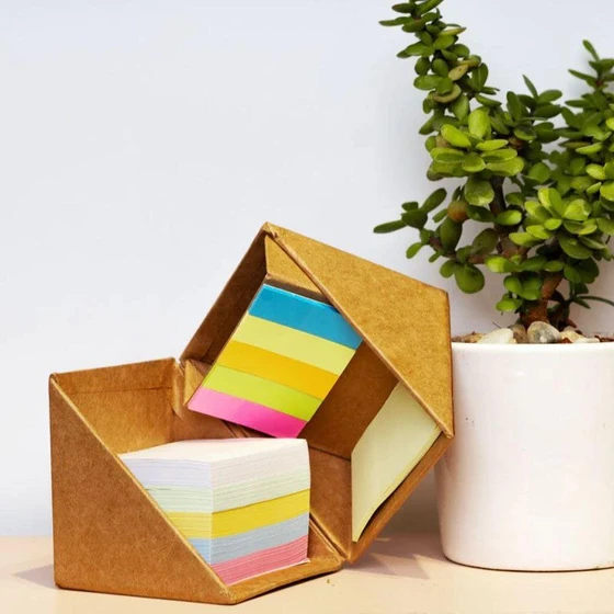 folding-paper-cube-2.webp