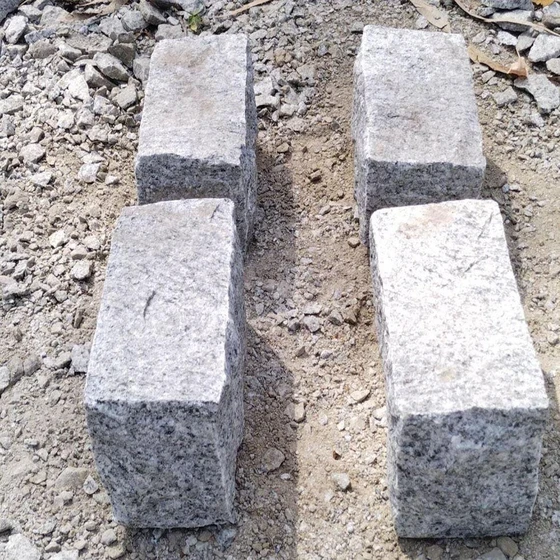 grey-handcut-cobbles-2.webp