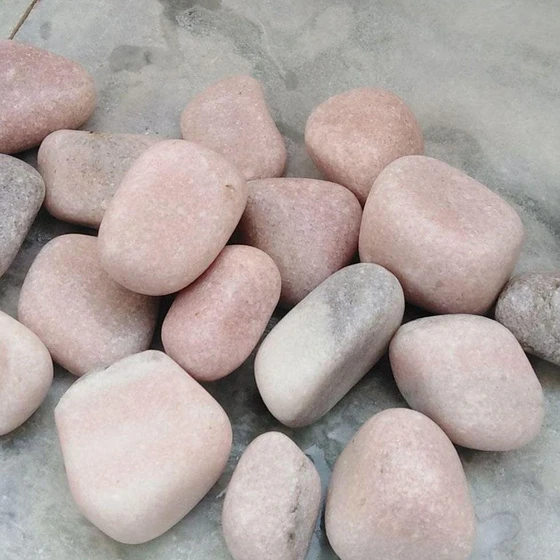 pink-sandstone-pebbles-1.webp
