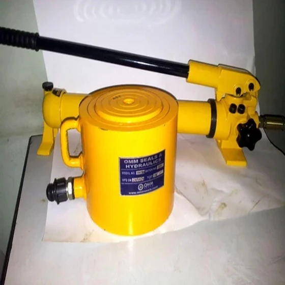 remote-control-hydraulic-jacks-2.webp