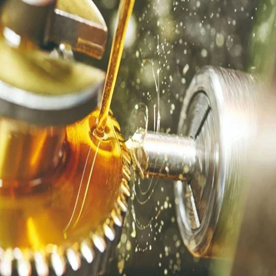 straight-cutting-oils-2.webp