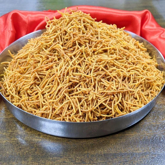 fried-aloo-bhujia-2.webp