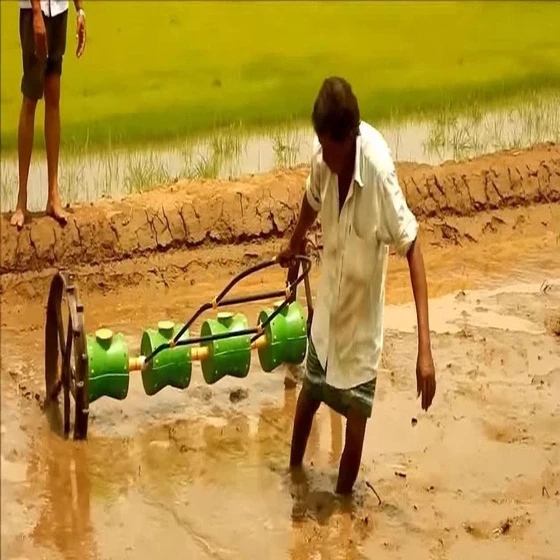 paddy-direct-seeder-2.webp
