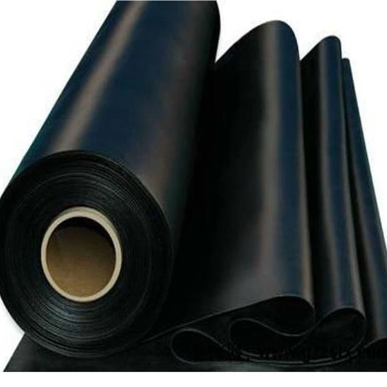 black-polythene-sheets-2.webp