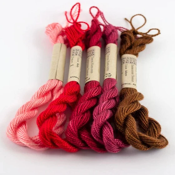 dyed-embroidered-threads-2.webp