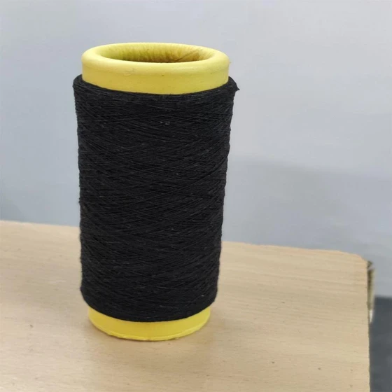 black-dyed-cotton-yarn-2.webp