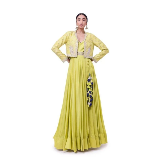 indo-western-dresses-2.webp
