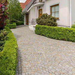 Cobble Stone Paving