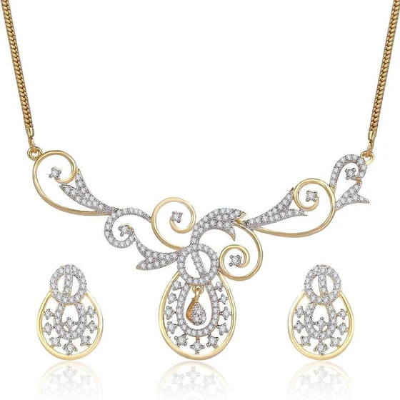 women-artificial-necklaces-2.webp