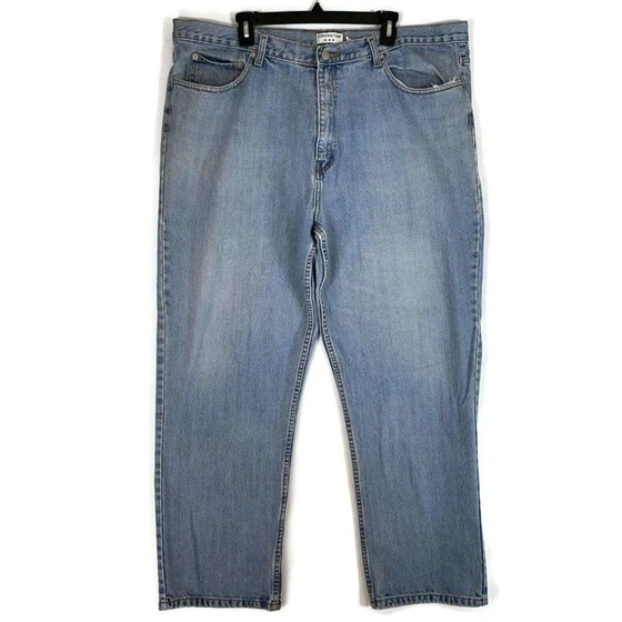 relaxed-cotton-jeans-2.webp