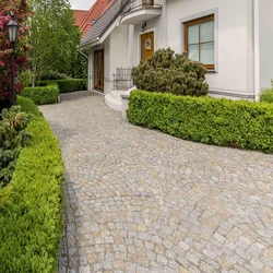 Cobble Stone Paving