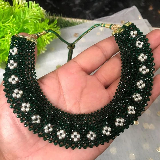 handmade-beaded-necklace-2.webp