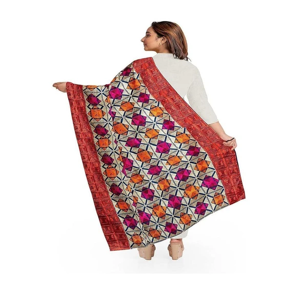 phulkari-embroidered-dupatta-2.webp