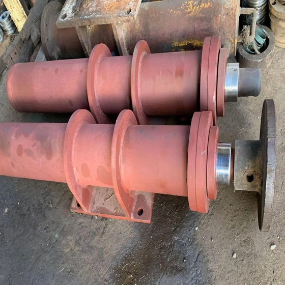 aumtex-hydraulic-cylinders-2.webp
