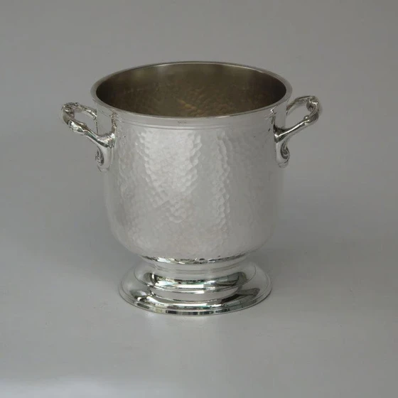 silver-ice-bucket-2.webp