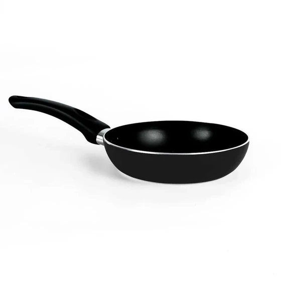 black-aluminium-frypan-2.webp