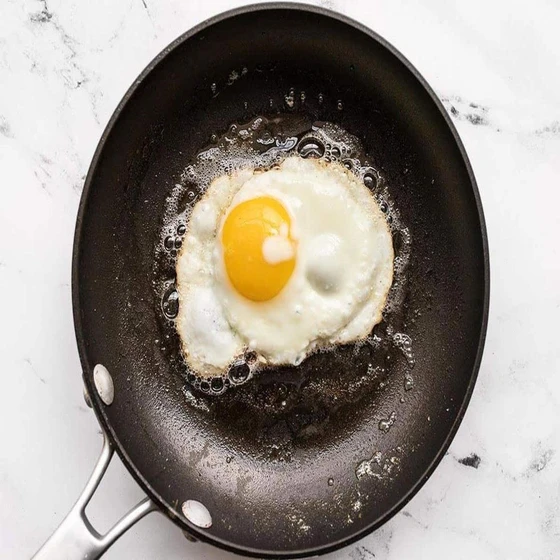 egg-fry-pan-2.webp