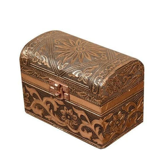 designer-jewelry-box-2.webp