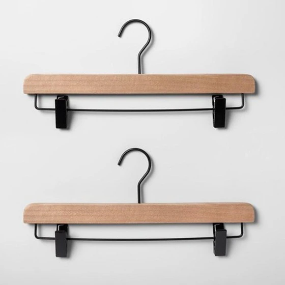 wooden-pant-hanger-2.webp