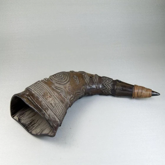 buffalo-drinking-horn-2.webp