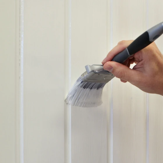 aluminium-wood-paint-1-1.webp