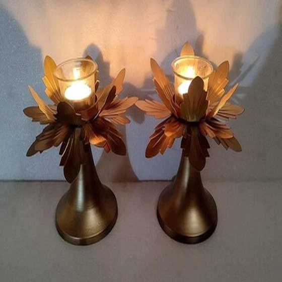 metal-decorative-candle-holder-2.webp