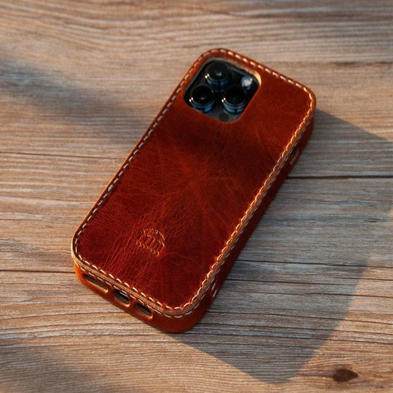 i-phone-leather-case-1.webp