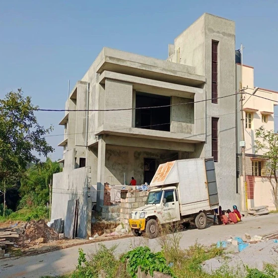house-construction-services-2.webp