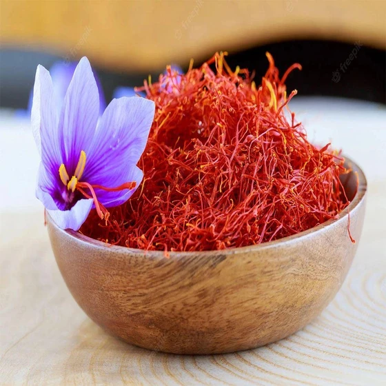 organic-kashmiri-saffron-2.webp