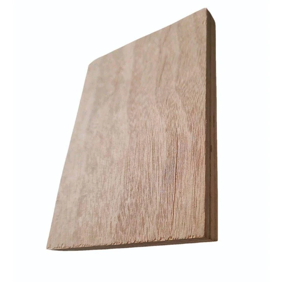 brown-poplar-plywood-2.webp