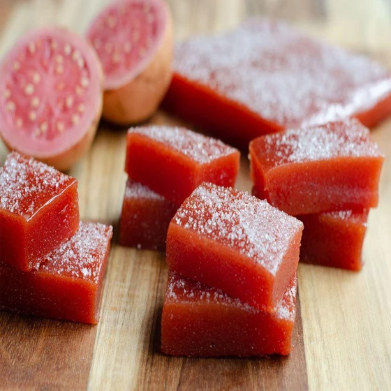 guava-sweet-jelly-2.webp