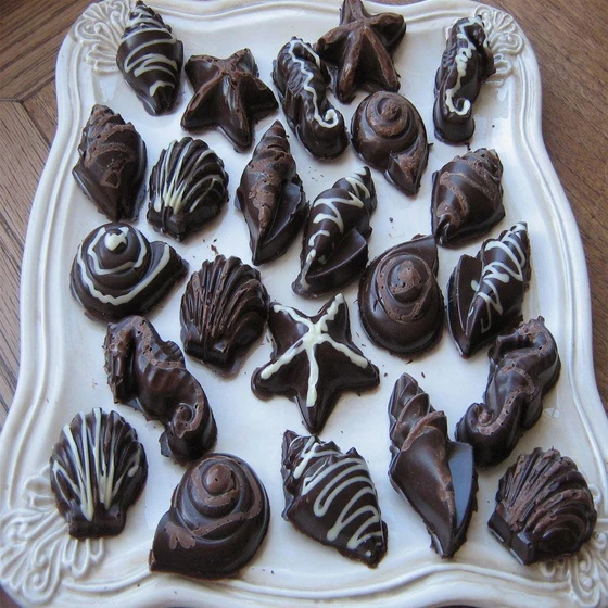 chocolate-delicious-candy-2.webp