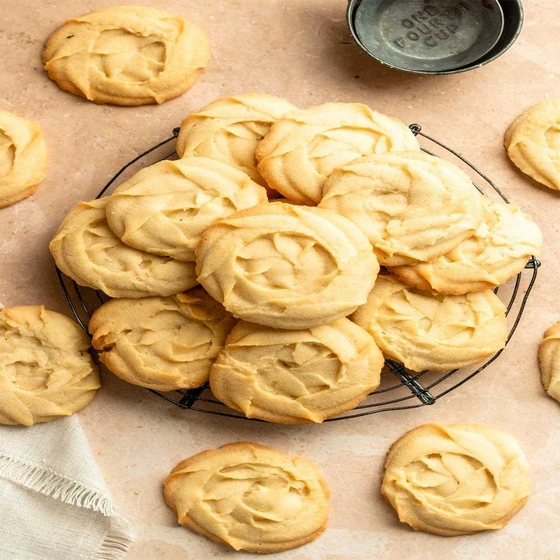 round-butter-cookies-2.webp