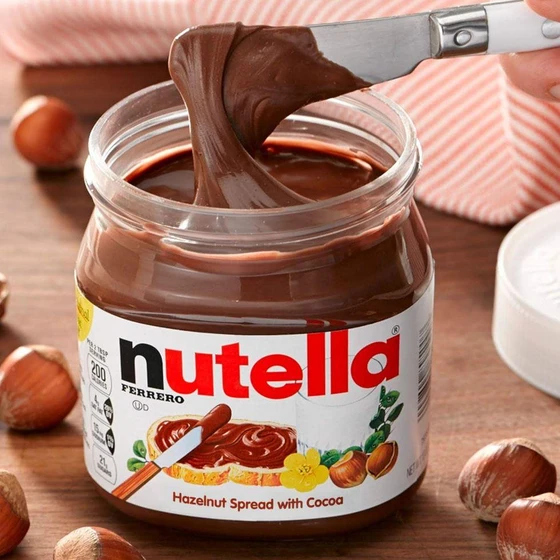 nutella-hazelnut-spread-2.webp
