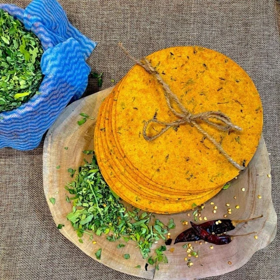 kasuri-methi-khakhra-2.webp