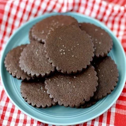 Chocolate Wafer Break