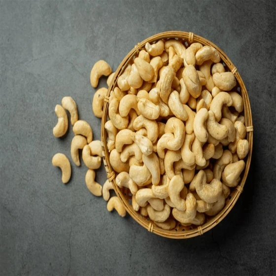 cashew-protein-nuts-2.webp