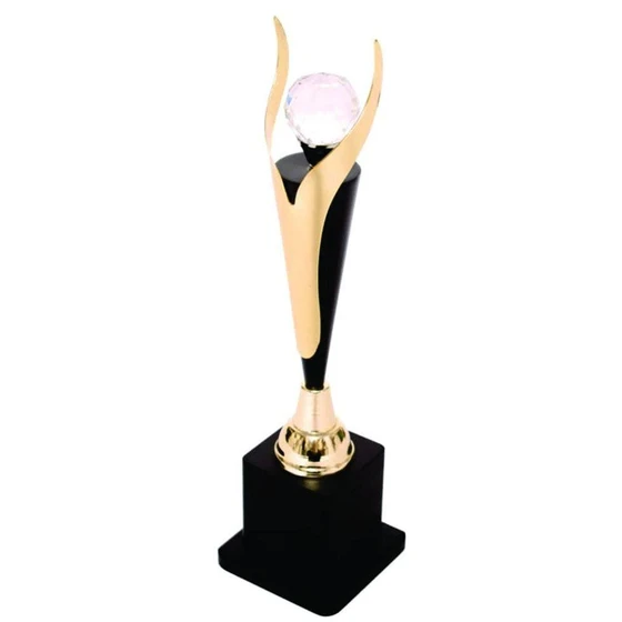 metal-trophies-2.webp