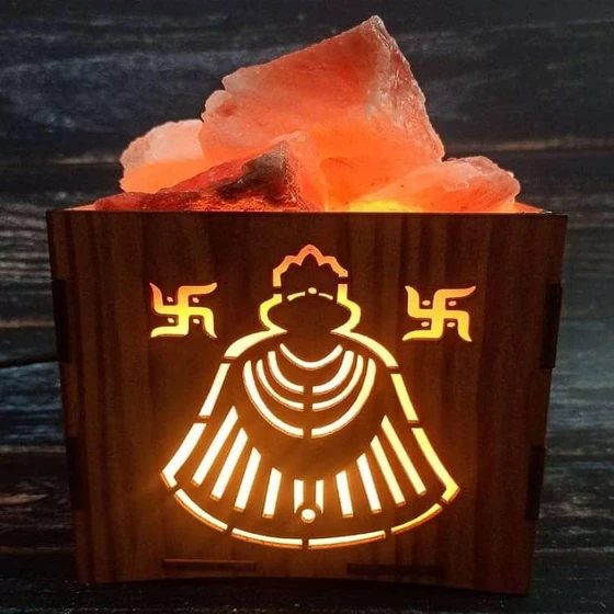 wooden-salt-lamp-2.webp