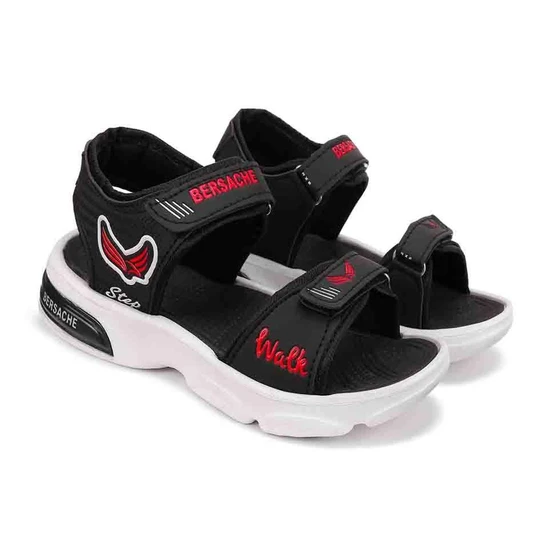 is-sandals-smart-casual-2.webp