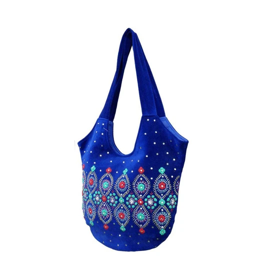 hand-cotton-bag-1.webp