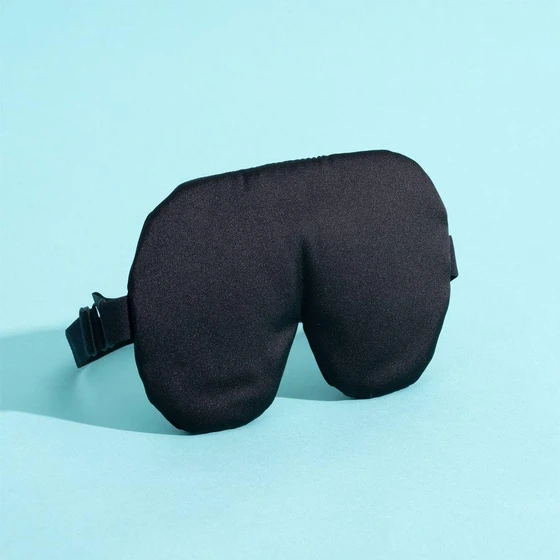 eye-sleeping-mask-2.webp